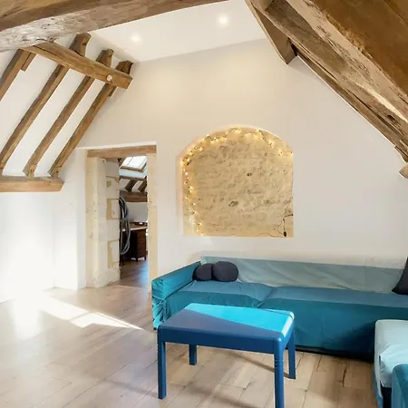 Corps De Ferme Spacieux Avec Piscine Intérieure Et Jardin En Normandie - Fr-1-497-164 *