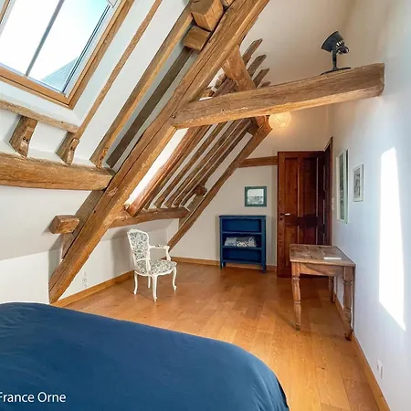 Corps De Ferme Spacieux Avec Piscine Intérieure Et Jardin En Normandie - Fr-1-497-164 Hébergement de vacances