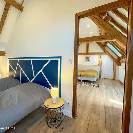 Corps De Ferme Spacieux Avec Piscine Intérieure Et Jardin En Normandie - Fr-1-497-164 Hébergement de vacances *