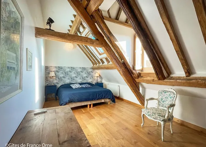 Corps De Ferme Restaure Avec Piscine Interieure Chauffee - Fr-1-497-164 Remalard