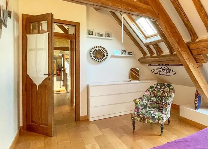 Holiday home Corps De Ferme Restaure Avec Piscine Interieure Chauffee - Fr-1-497-164