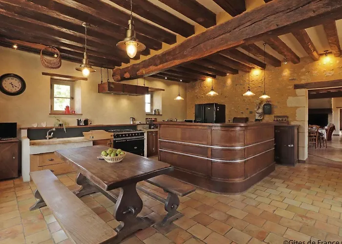 Holiday home Corps De Ferme Restaure Avec Piscine Interieure Chauffee - Fr-1-497-164 *