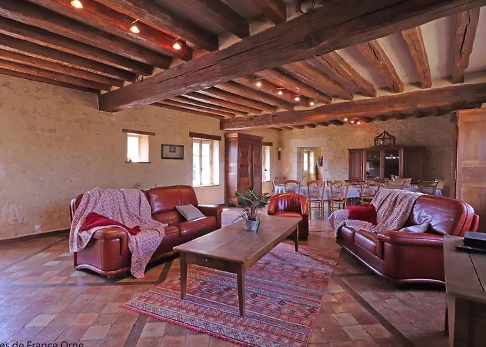 Holiday home Corps De Ferme Restaure Avec Piscine Interieure Chauffee - Fr-1-497-164